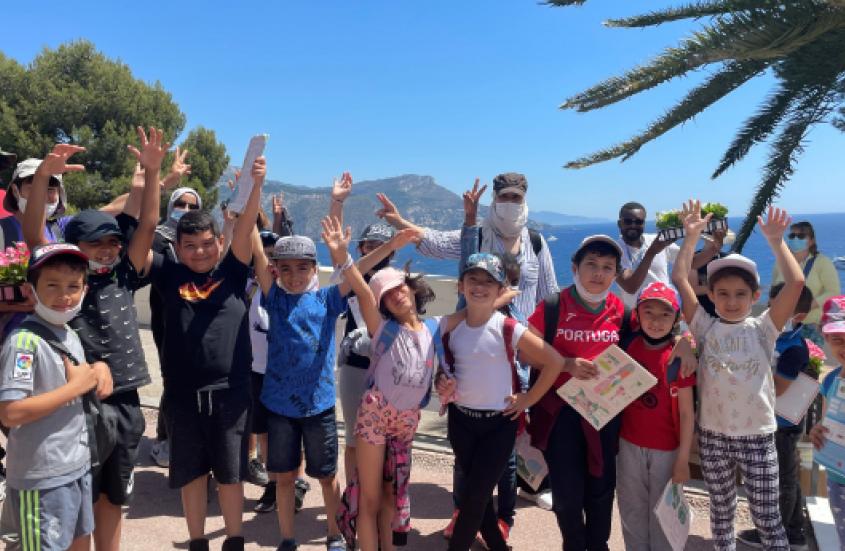 Photo d'un groupe d'enfants participant au programme " Rendez-vous aux jardins"